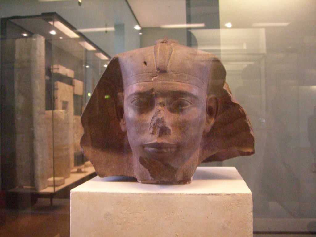 Louvre 032007 19.jpg