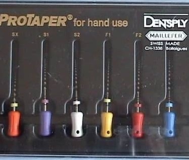 ProTaper hand.jpg