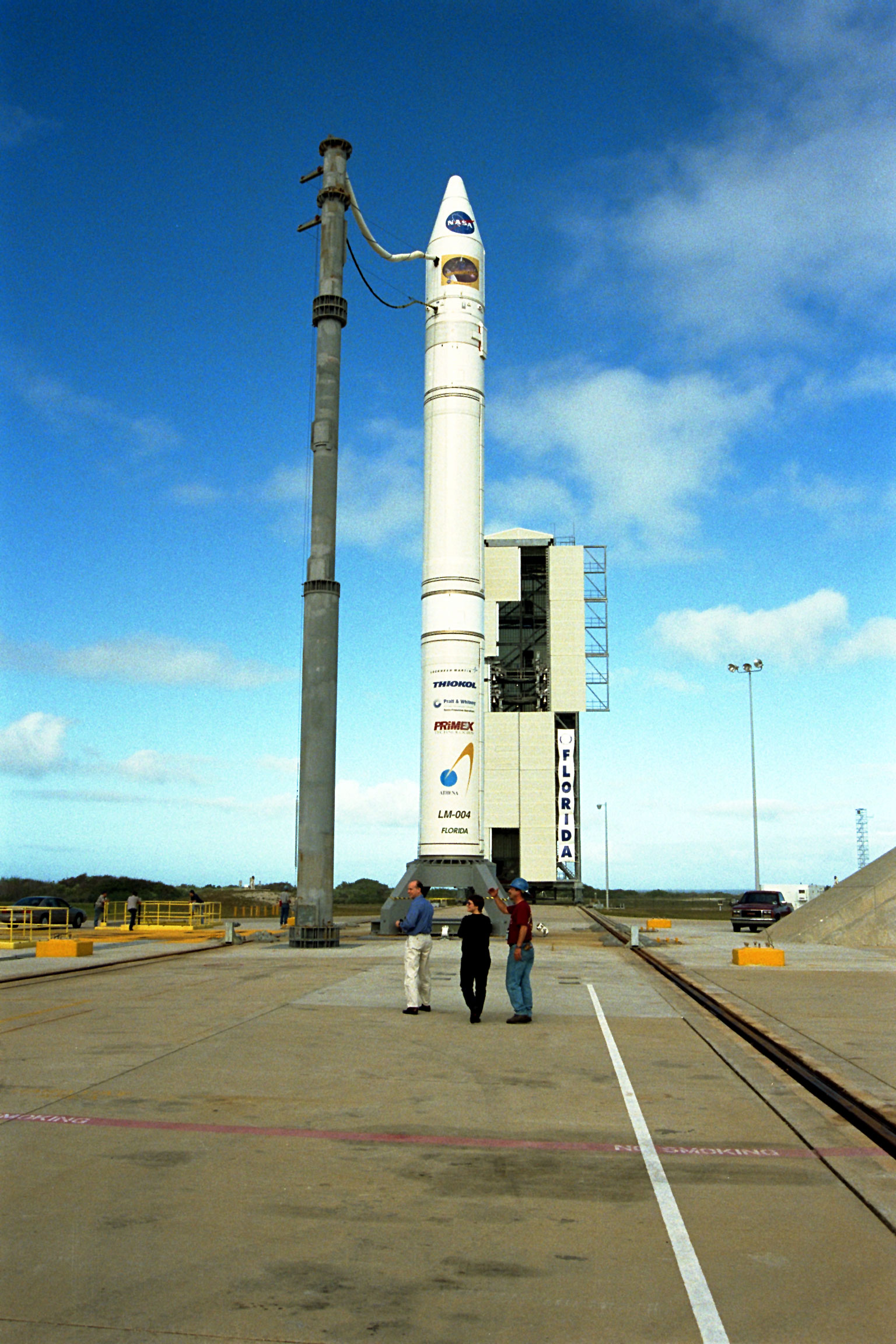 Athena-2 - Lunar Prospector 2.jpg
