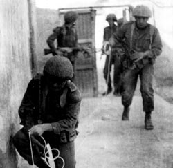 Israeli raid in house during Karama.jpg