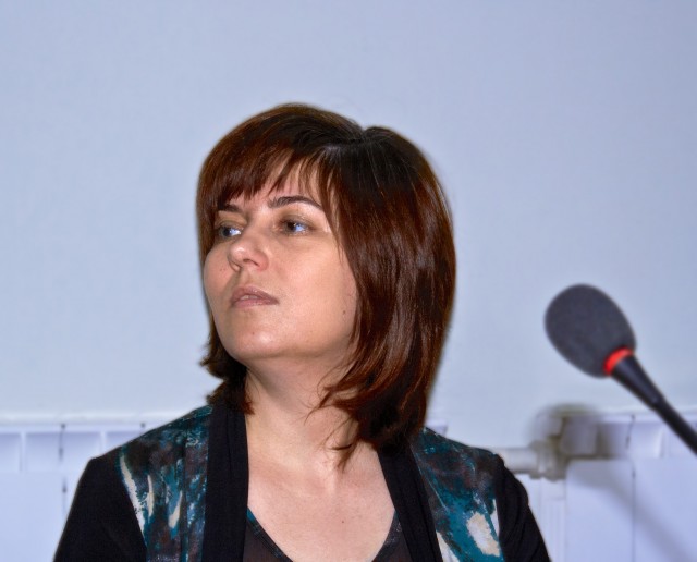 Holmogorova n.jpg