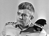 Pinchas Lahav.jpg
