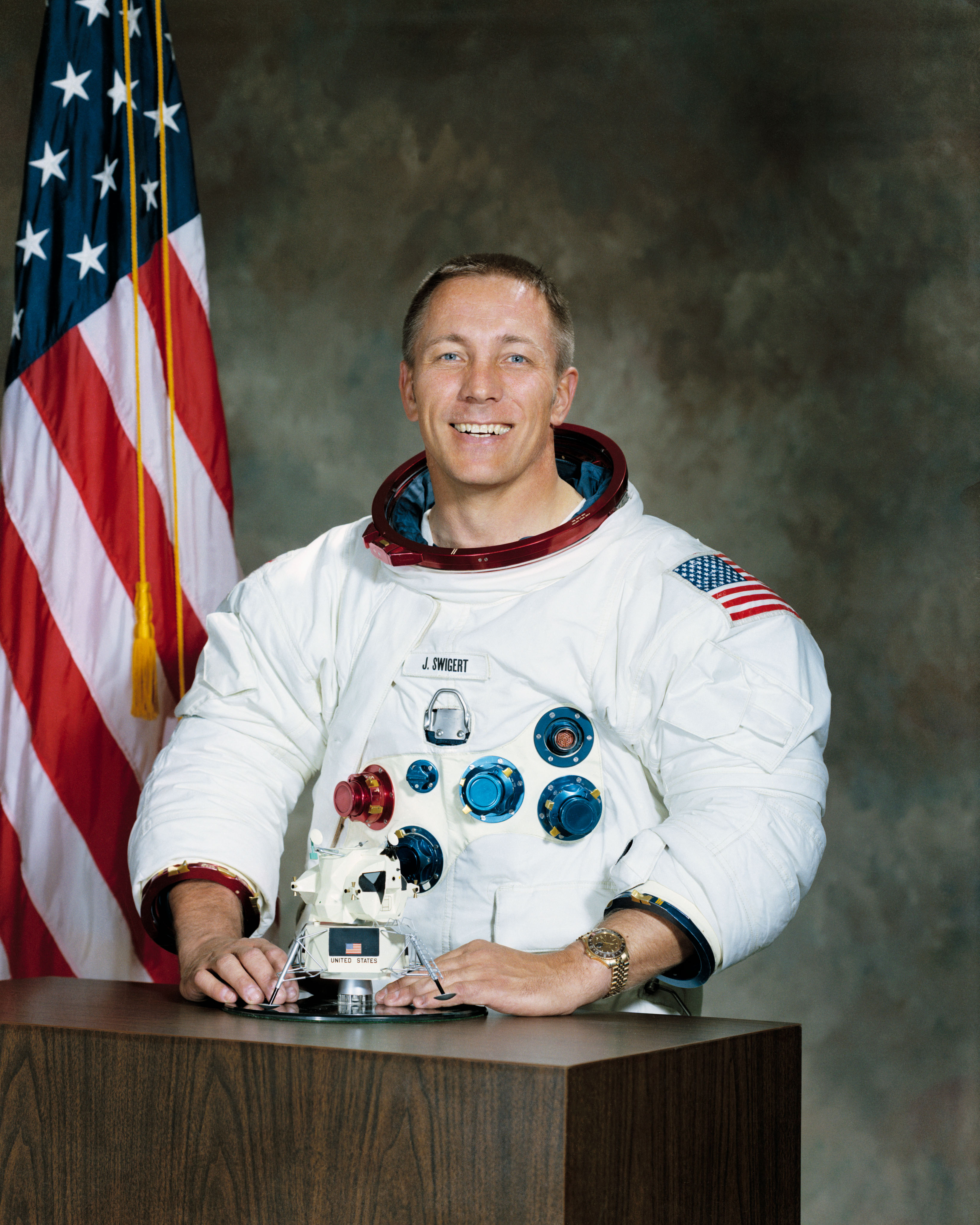 Jack Swigert.jpg