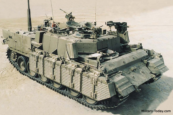 Файл:Nakpadon heavy apc.jpg