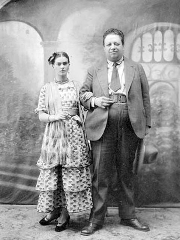 031-frida-kahlo-and-diego-rivera-theredlist.jpg