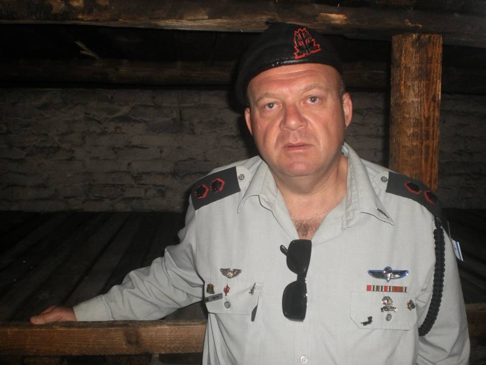 Mark babot.jpg