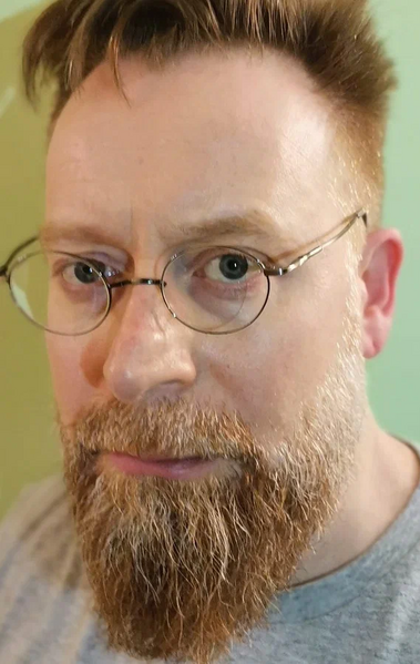 Файл:Grigory Dantsiger.webp